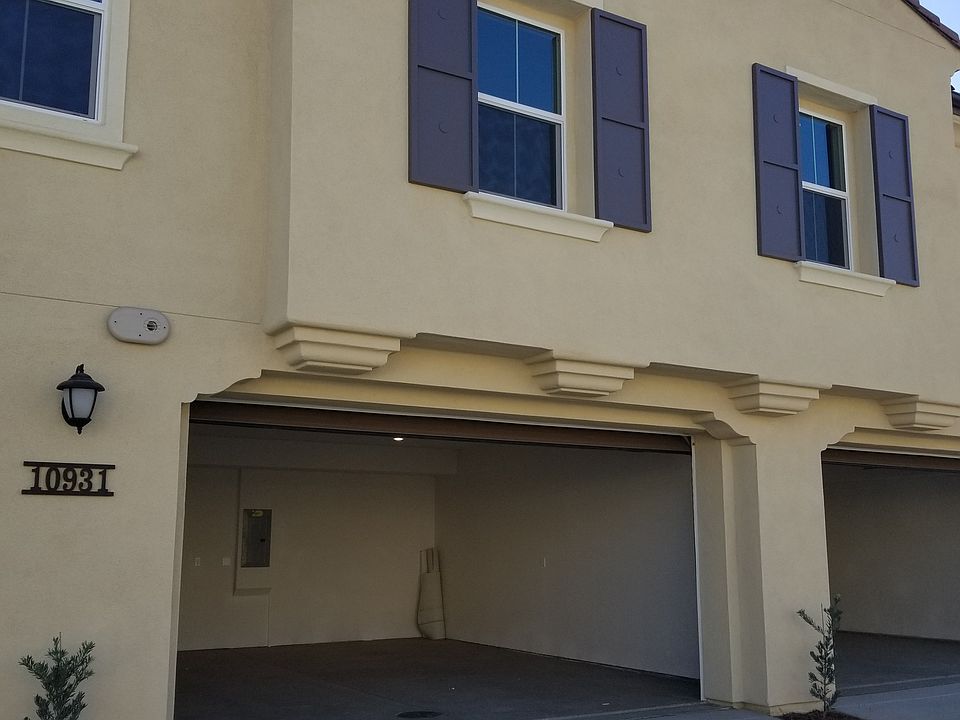 1st image of 10925 Tyler Way