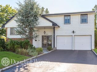 3016 Wynsum Ave, Merrick, NY 11566