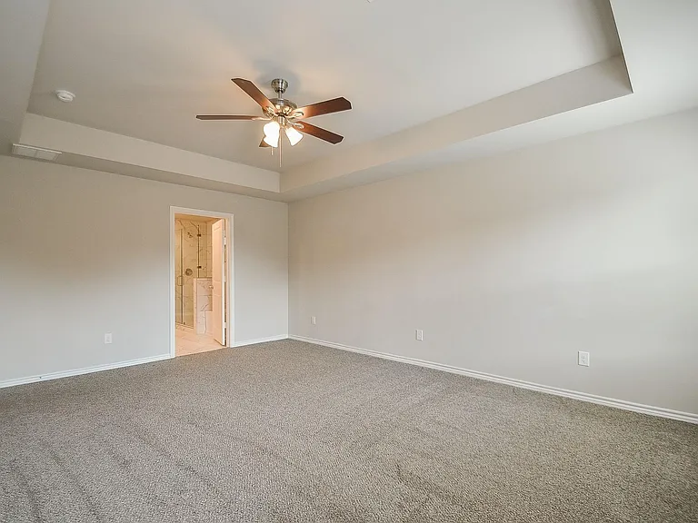 815 Easy St — Photo 14