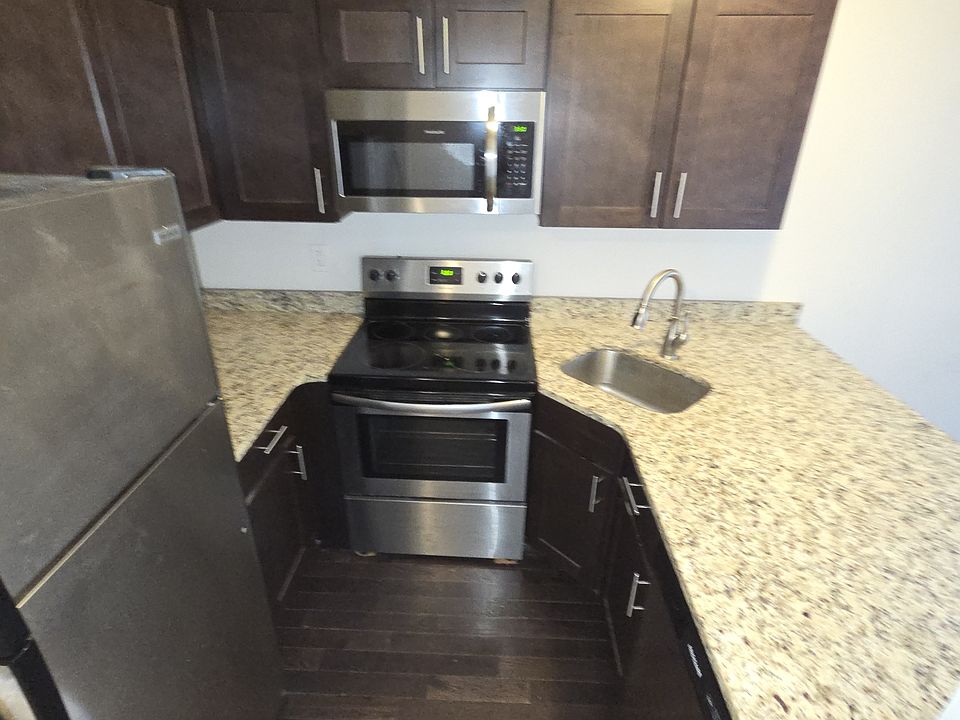 1st image of 242 5th St #4J