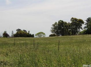 Rising Rd, Wilton, CA 95693