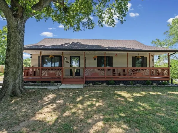 17562 C Hwy, Lawson, MO 64062