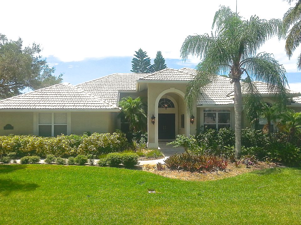 1st image of 423 S Creek Dr