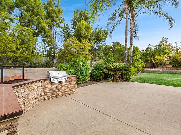 4th image of 1517 Uppingham Dr