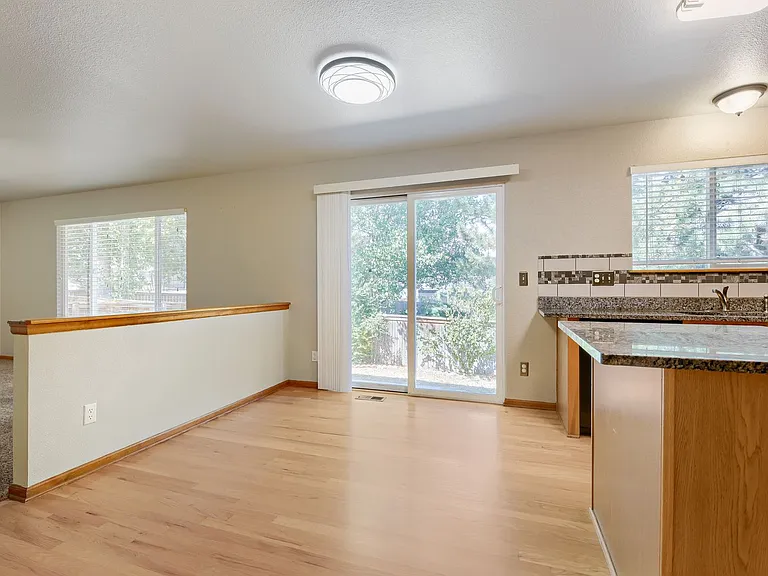 9635 Moss Rose Cir — Photo 5