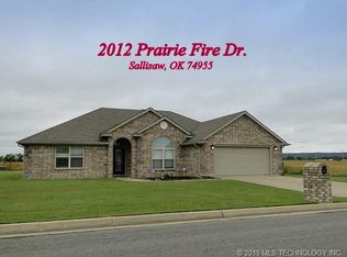 2012 Prairie Fire Dr, Sallisaw, OK 74955