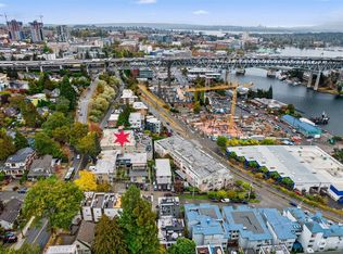 3919 Latona Ave NE APT 204, Seattle, WA 98105