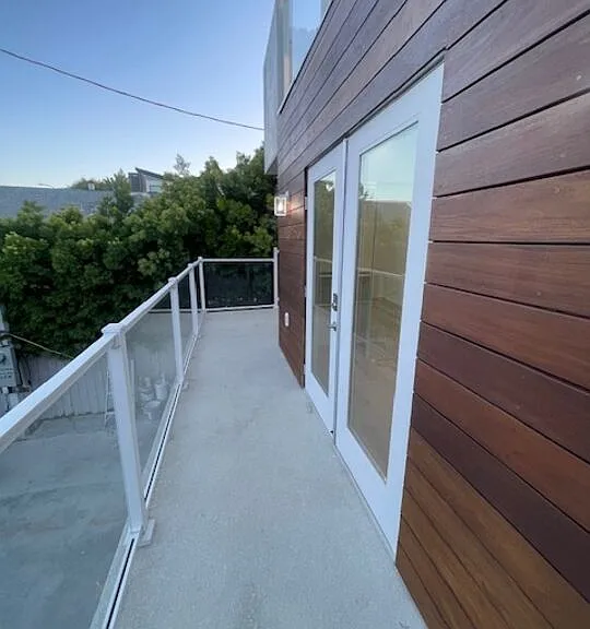 245 Windward Ave — Photo 15
