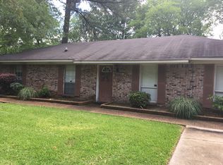 318 Southridge Dr, Ridgeland, MS 39157