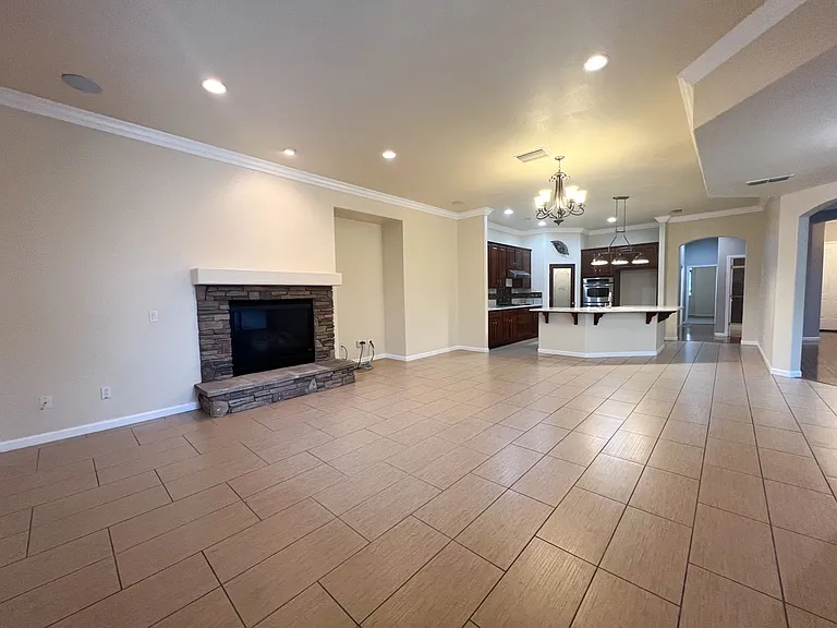 9721 Toscano Dr — Photo 12