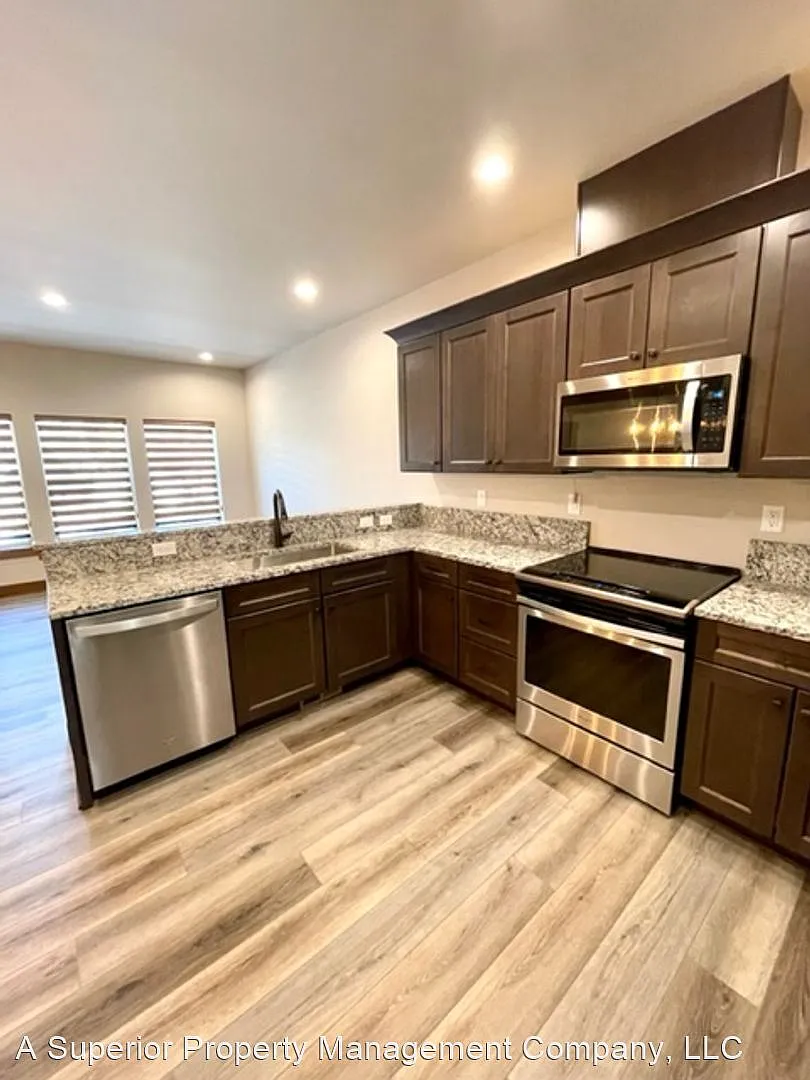 927 E Desperado Trl photo 1