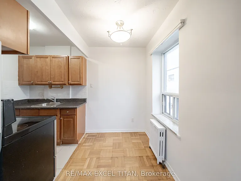 156 Kingston Rd #201 — Photo 6