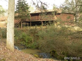 92 N Bee Br, Jacks Creek, NC 28740