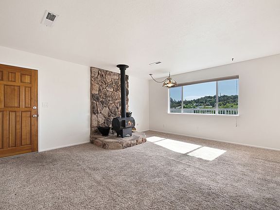3rd image of 2447-2445 Cottage Dr #2447