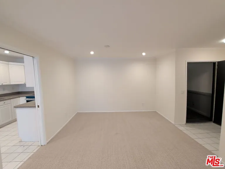 415 Montana Ave #203 — Photo 6
