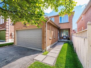 6033 Duford Dr, Mississauga, ON L5V1A8