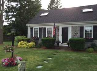 17 Gerloff Rd, Falmouth, MA 02540