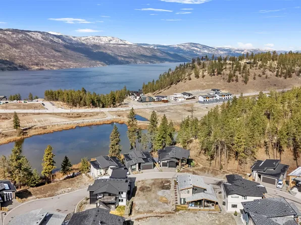 1960 Northern Flicker Ct #12, Kelowna, BC V1V 0G3