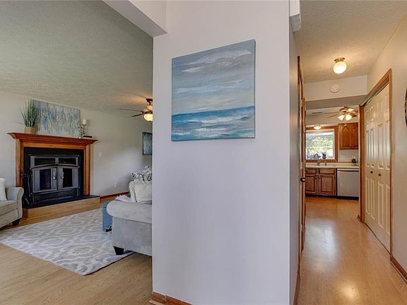 5th image of 1239 Springwell Pl