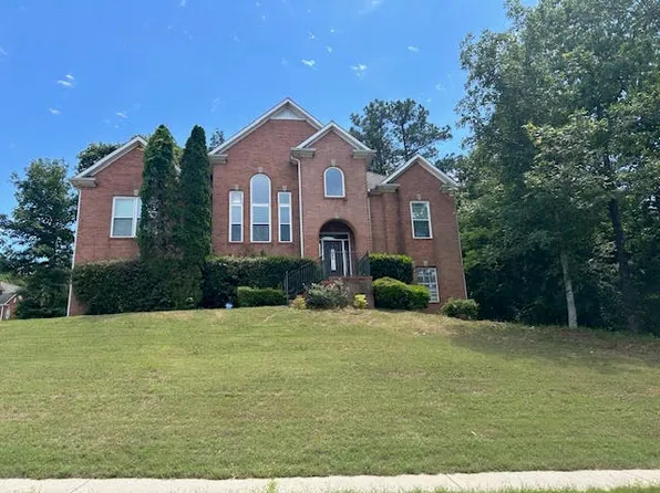 200 Grande View Ln, Maylene, AL 35114