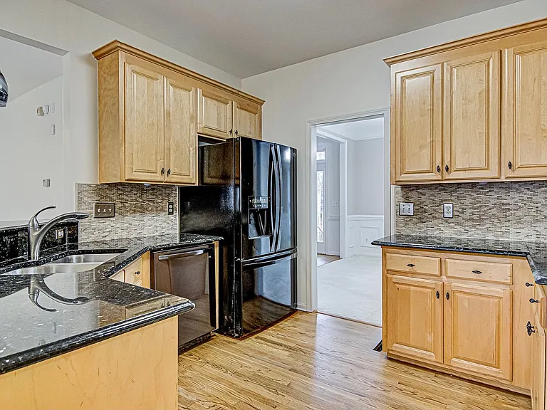 17005 Hampton Trace Rd — Photo 8