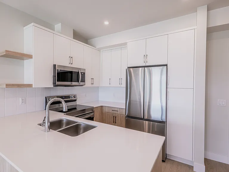 44550 Freshwater Dr — Photo 2