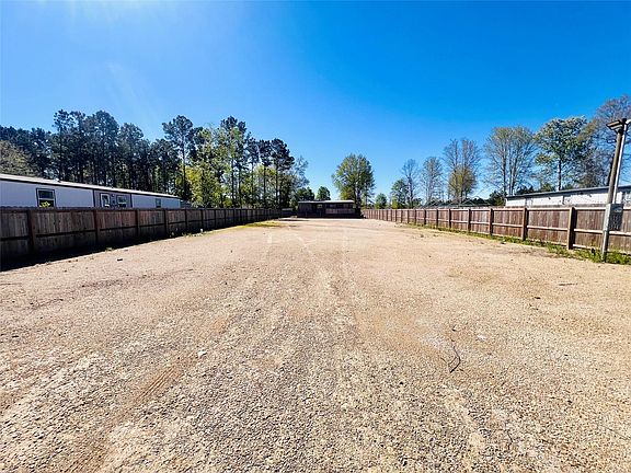 2nd image of 960 County Road 5021