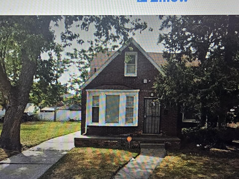 1st image of 15717 Sorrento St