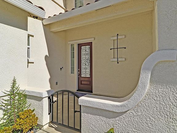 3rd image of 1259 Jewel Flower Dr