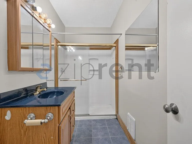 140 Kane St #A7 — Photo 16