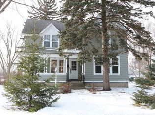 6 N Jefferson St, Harvard, IL 60033