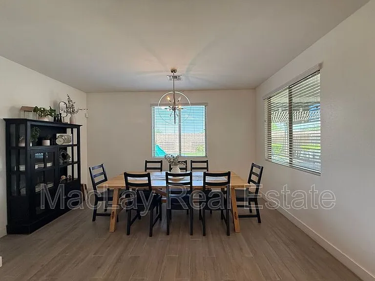 10312 E Revolution Dr — Photo 11