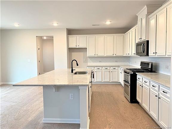 3rd image of 15208 Autumn Sage Dr #26