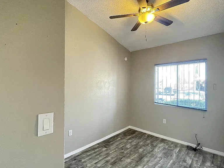 11040 Sunshine Ct #1 — Photo 17