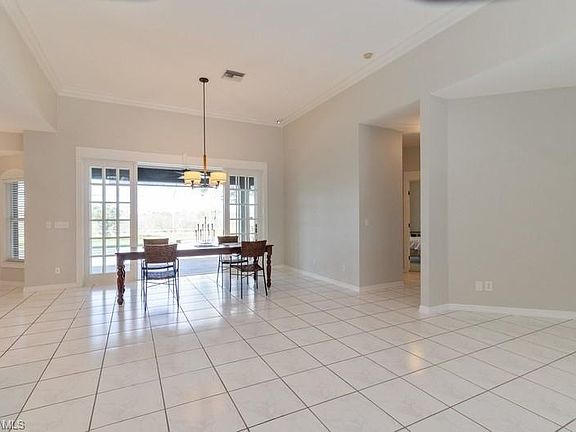 3rd image of 807 Glenn Ave Unit 2