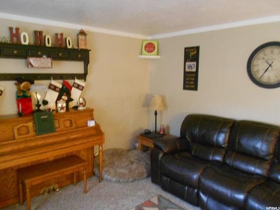 3rd image of 416 Shannon Cir