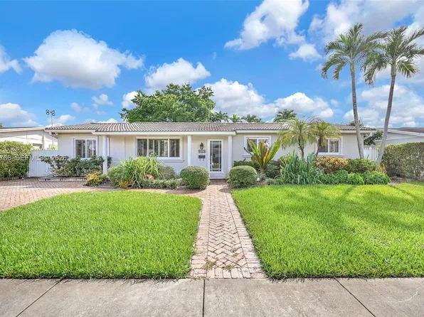 5845 SW 94th Pl, Miami, FL 33173