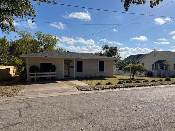 213 S Lambert St, Granbury, TX 76048