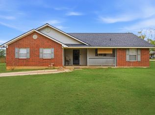 1030 Raccoon Bend Rd, Bellville, TX 77418