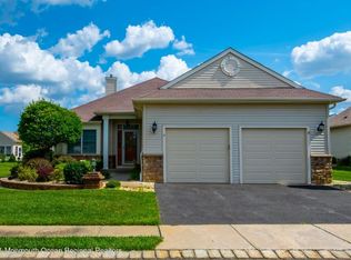 4 Chandon Rd, Manchester, NJ 08759