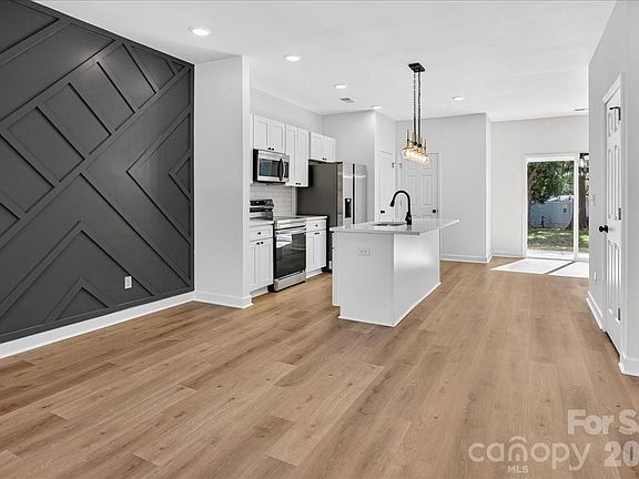 5th image of 2108 Moose Rd