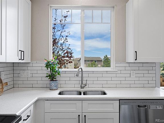 5th image of 3207 Green Haven Circle