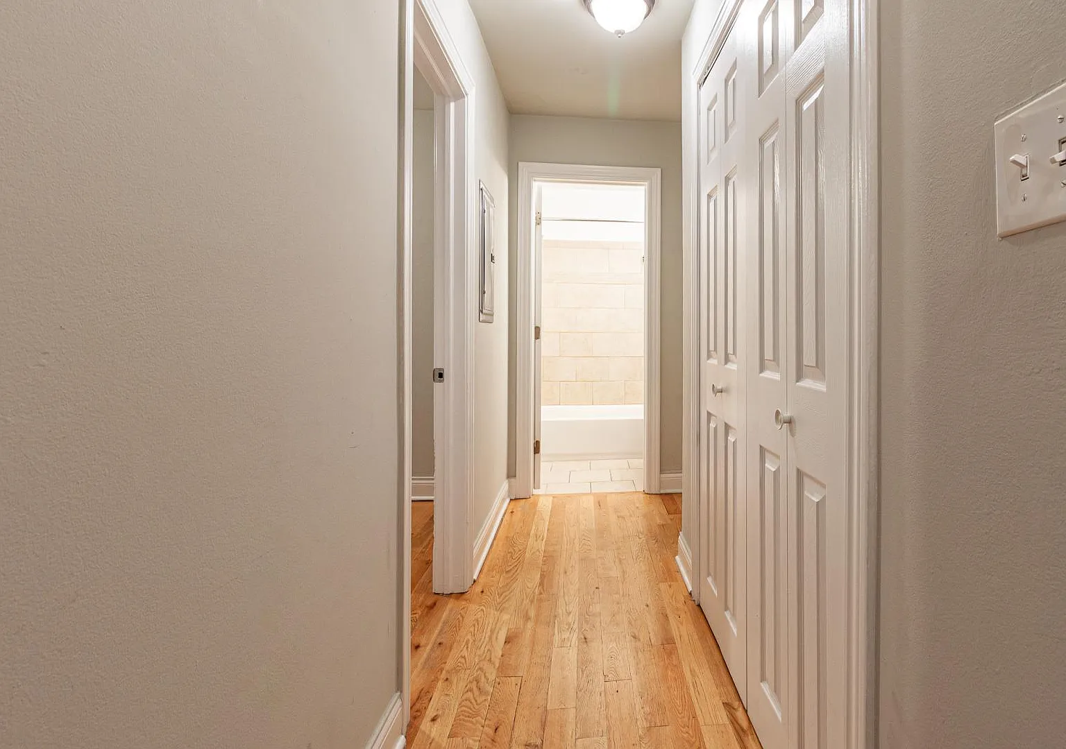2 bed, $2,795 — Photo 2