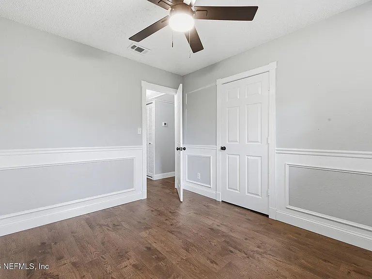 1712 Dibble Cir W — Photo 13