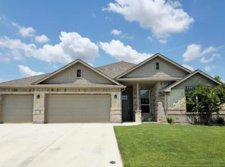 126 Creekside Dr, Sanger, TX 76266