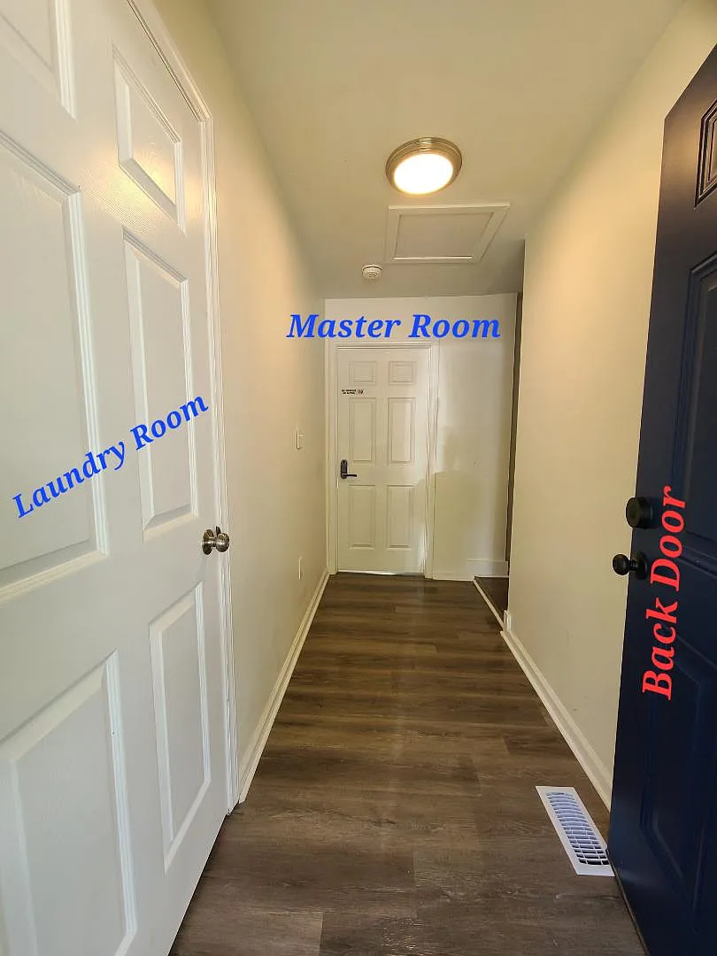 3630 Old Easley Bridge Road - Room C - Master Suite with Private Bathroom (Greenville SC) — Photo 3