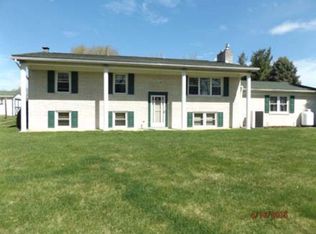120 S 7th St, Mifflintown, PA 17059