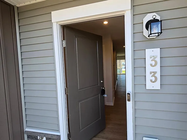 33 Apollo Rd — Photo 37