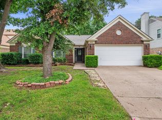 4909 Osage Dr, Arlington, TX 76018