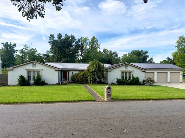 8011 Marywood Dr
